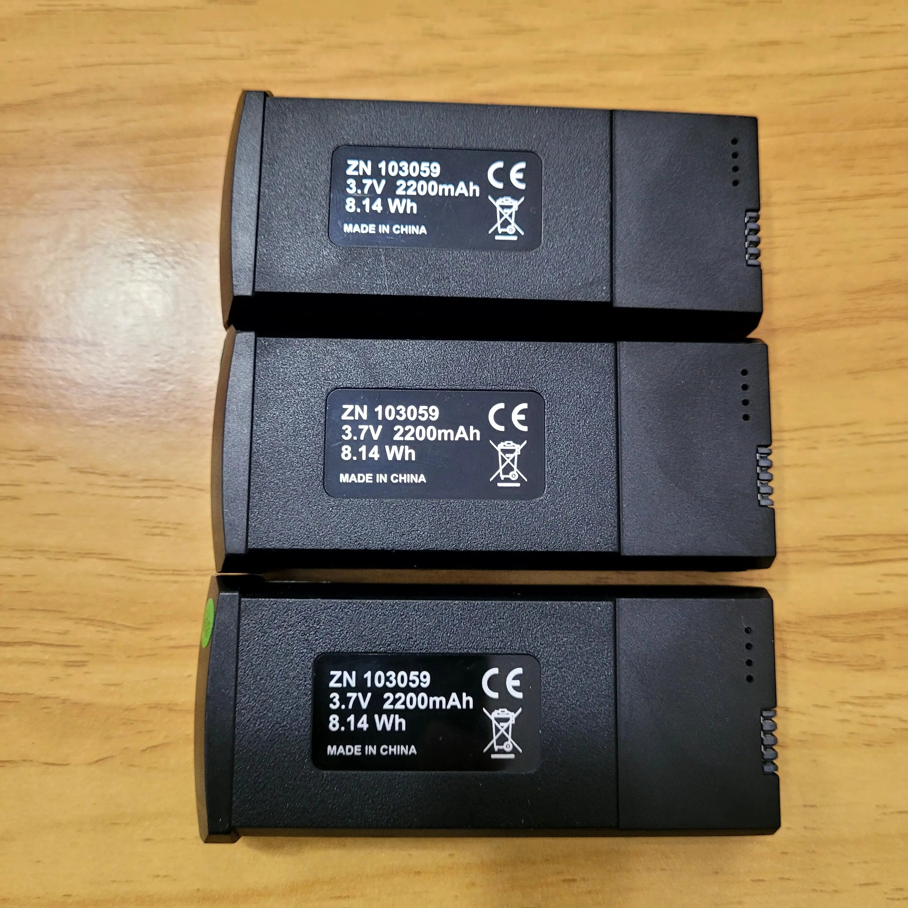 Batterie Lipo d'origine 3.7V 2200mAh pour drone K19 MAX avec port USB C